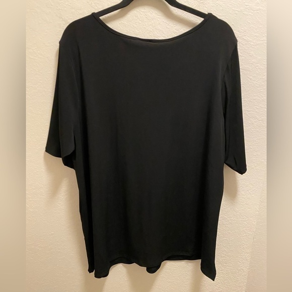 Torrid Black Lace Trim Stretch V-Neck T-Shirt Size 4X New With Tag - Picture 4 of 4